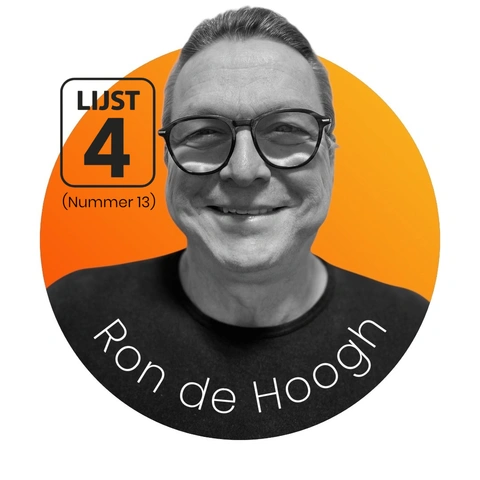 13 Ron de Hoogh